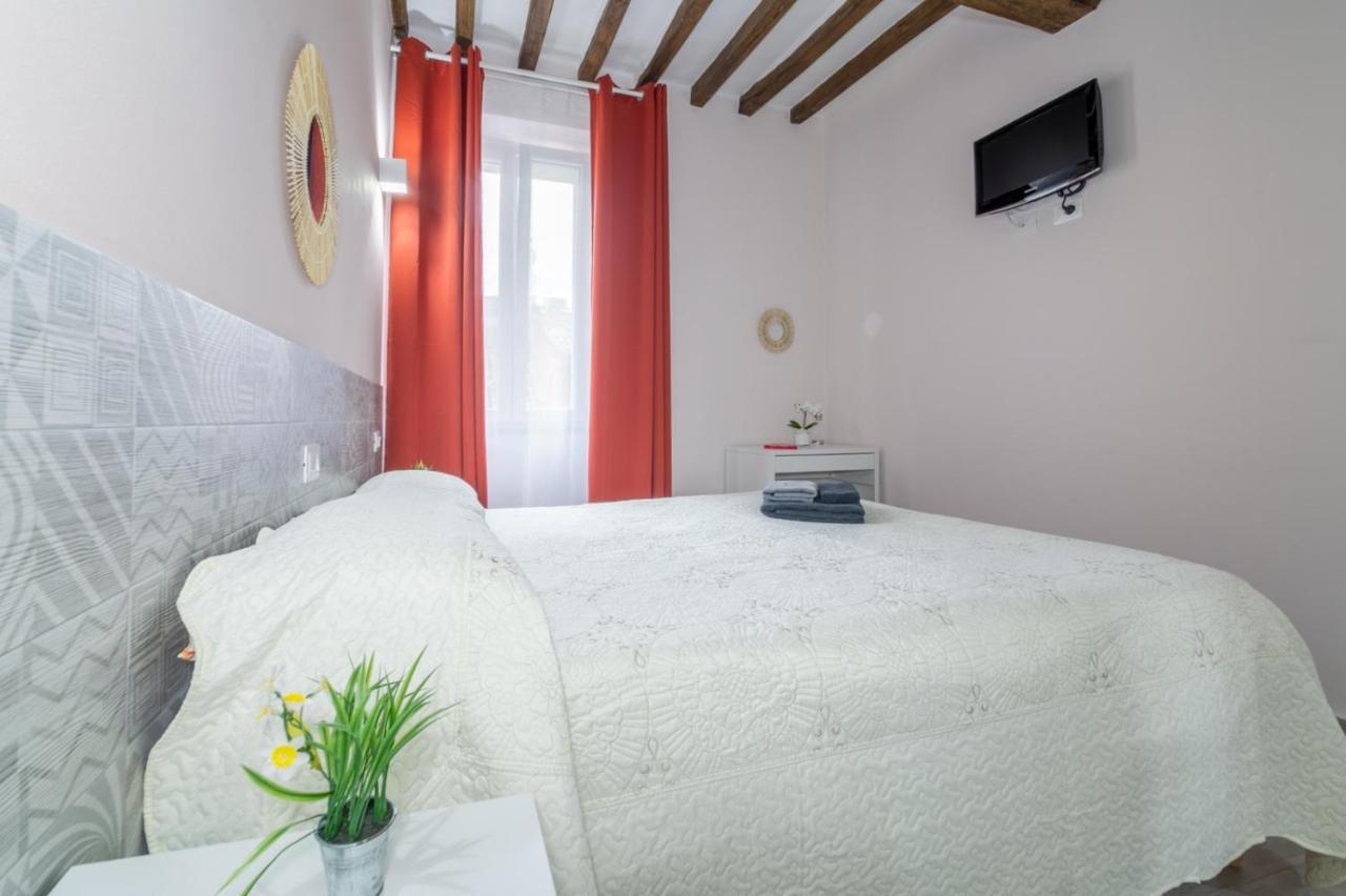 Residenza Borgo Guazzo Ξενοδοχείο Πάρμα Εξωτερικό φωτογραφία